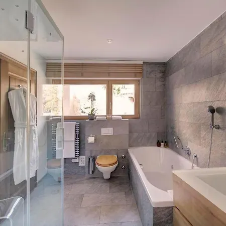 Apartment Penthouse Zen - Matterhornblick- 2 Min- Vom Lift Entfernt By Interhome Zermatt